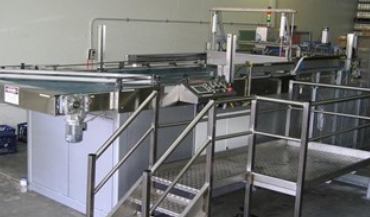 de-pallet conveying machinery