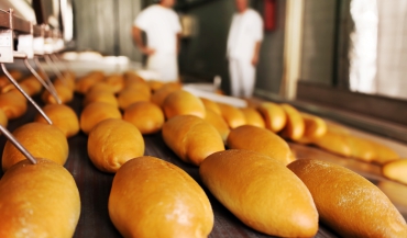 commercial food handling staff training